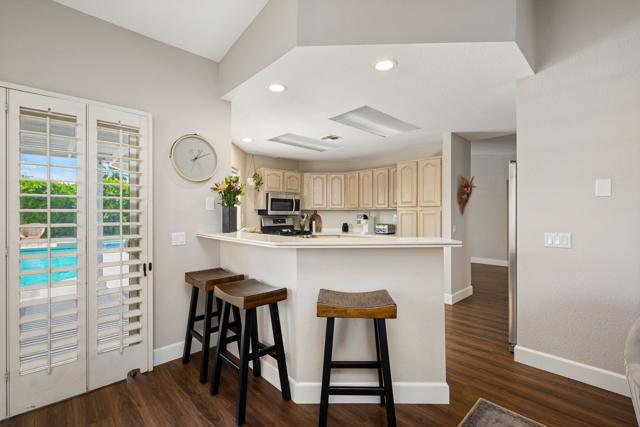 79865 Kingston Drive, Bermuda Dunes CA: https://media.crmls.org/mediaz/ce1cc8b7-d218-4448-8862-33b7f613ede0.jpg