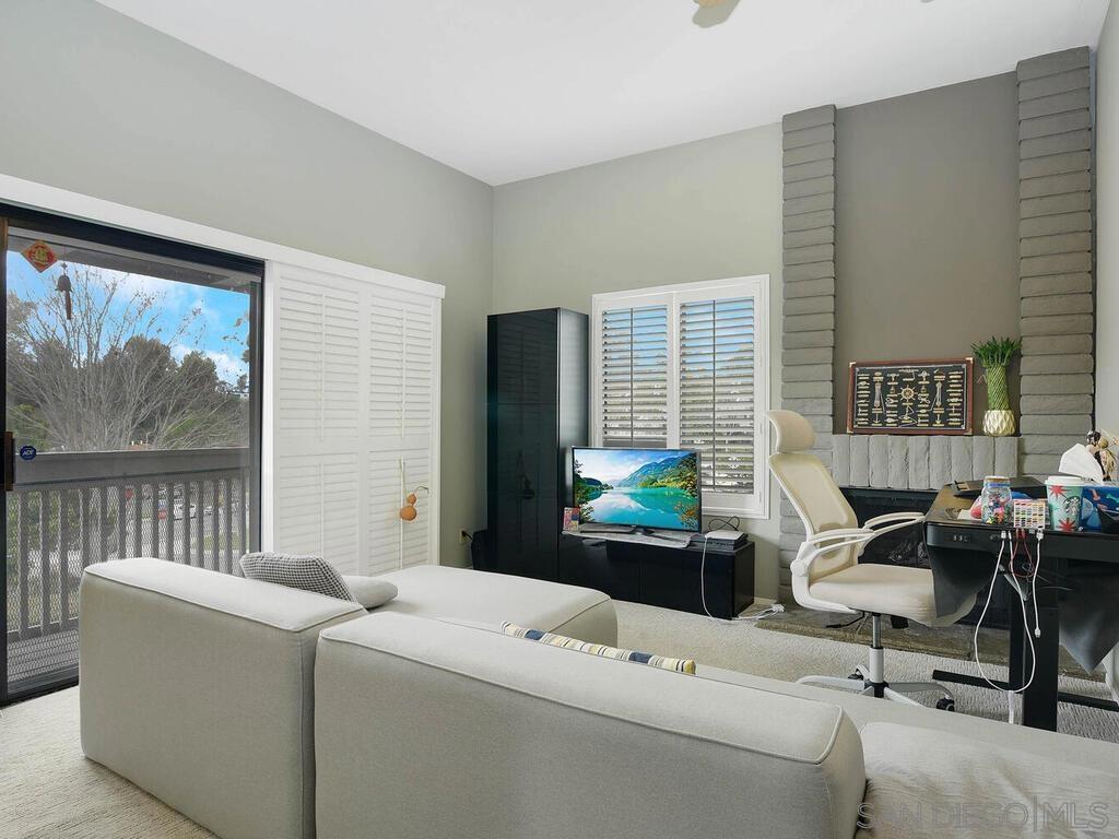 MLS #250019710SD img 23