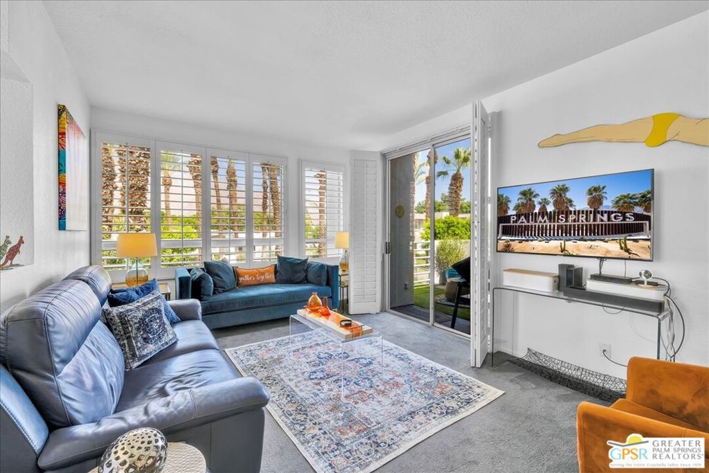 401 S El Cielo Road #204