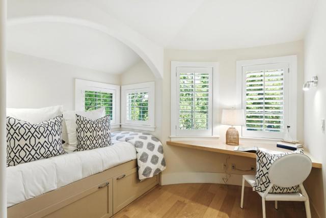 1630 Portola Avenue, Palo Alto CA: https://media.crmls.org/mediaz/ce20c083-5dd9-431e-969c-01b838d9ae6d.jpg