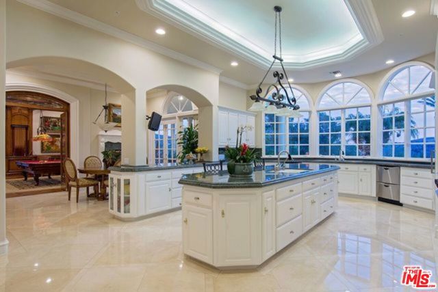3855 BRUNSTON Court, Westlake Village CA: https://media.crmls.org/mediaz/ce20f1f6-1edb-41d1-9e72-f4a152f2a2b1.jpg