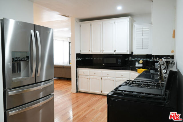 1819 W 129th Street, Gardena CA: https://media.crmls.org/mediaz/ce20f921-bafe-4869-9383-85fc6cac3924.jpg