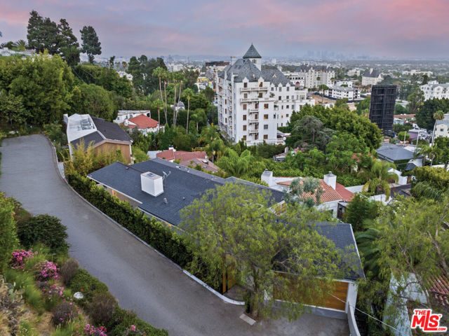 4 Bed Home for Sale in Los Angeles, California