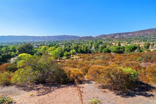 Detail Gallery Image 5 of 26 For 16416 Wikiup, Ramona,  CA 92065 - 3 Beds | 2 Baths