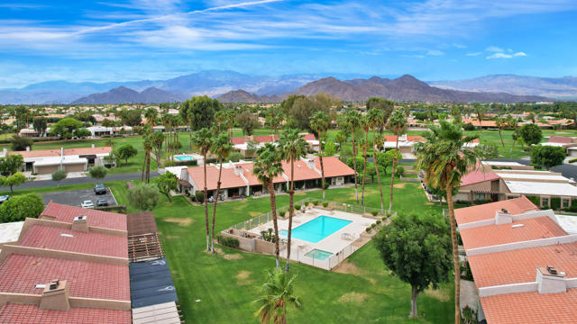 78800 Montego Bay Circle, Bermuda Dunes CA: https://media.crmls.org/mediaz/ce247f24-01fd-474d-a049-c76aa6fa5f13.jpg