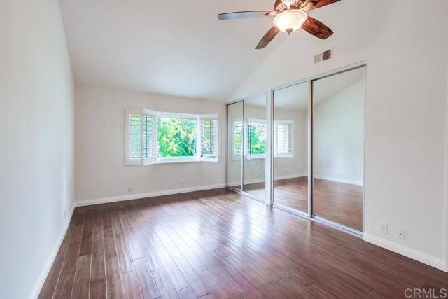 8037 Caminito Mallorca, La Jolla CA: https://media.crmls.org/mediaz/ce248e3e-6f33-469e-8507-56fc1d109d8e.jpg