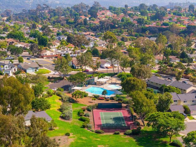 1785 Caliban Drive, Encinitas CA: https://media.crmls.org/mediaz/ce2534da-8c43-4919-a782-202afa3c066f.jpg