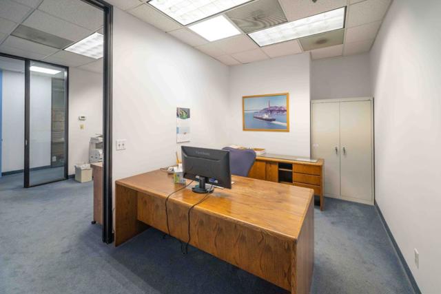 Image 10 of 21 For 44238 Fremont Boulevard