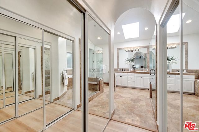 2517 Huntington Lane, Redondo Beach, California 90278, 4 Bedrooms Bedrooms, ,3 BathroomsBathrooms,Residential,Sold,Huntington,25607911