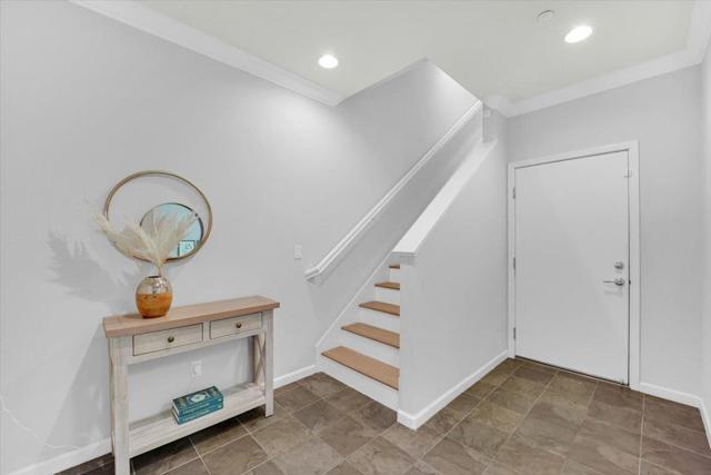 193 Fable Court, Mountain View CA: https://media.crmls.org/mediaz/ce26c1fa-3b13-43fe-bfaa-e2571f64af2b.jpg