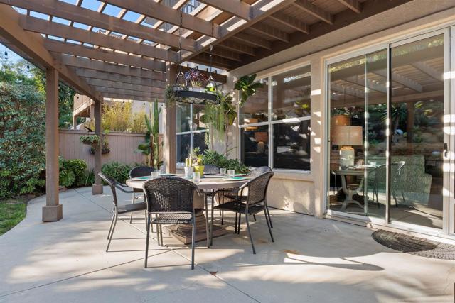 Detail Gallery Image 31 of 46 For 3337 Corte Verso, Carlsbad,  CA 92009 - 4 Beds | 3 Baths