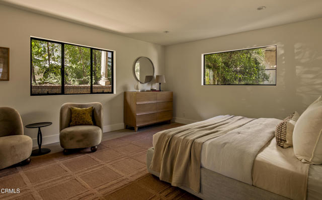 Detail Gallery Image 21 of 40 For 2994 Durand Dr, Los Angeles,  CA 90068 - 5 Beds | 3 Baths