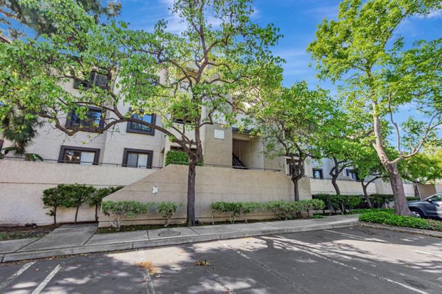 880 E Fremont Avenue, Sunnyvale CA: https://media.crmls.org/mediaz/ce2723b3-219b-4115-a144-201ffacd7245.jpg