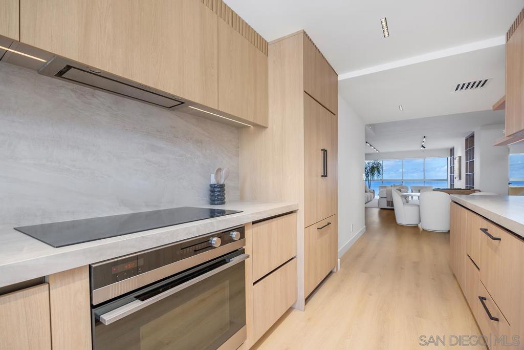 939 Coast - photo 12