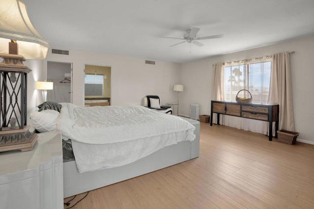 48320 Beverly Drive, Palm Desert CA: https://media.crmls.org/mediaz/ce279f59-0457-4db4-a209-b43f0037b863.jpg