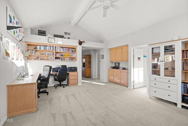2106 Fox Den Court, Oxnard CA: https://media.crmls.org/mediaz/ce28538f-a2b7-4a5c-b78b-fbdc01b066e6.jpg