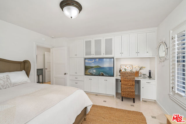 Drew Fenton | 31202 Broad Beach Road Malibu CA | MLS: 7104952