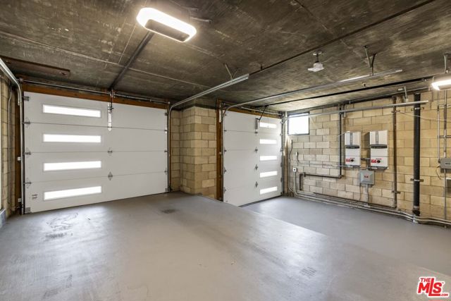 2222 Bancroft Avenue, Los Angeles CA: https://media.crmls.org/mediaz/ce297f08-2c43-429e-9140-a068bd058d79.jpg