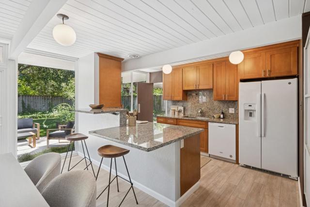 822 Dartshire Way, Sunnyvale CA: https://media.crmls.org/mediaz/ce298c2d-aedd-4565-8f8d-2d1e95706321.jpg