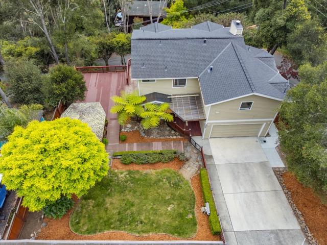 3040 Pacific Heights Drive, Aptos CA: https://media.crmls.org/mediaz/ce2a03be-0450-43d3-a781-b4463bdcd48c.jpg