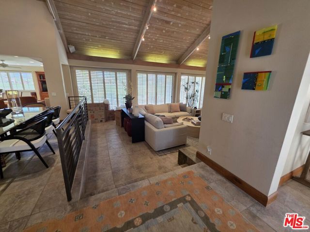 34725 Mission Hills Drive, Rancho Mirage CA: https://media.crmls.org/mediaz/ce2a8827-7c7b-4949-ab0f-536c92e4b9bd.jpg
