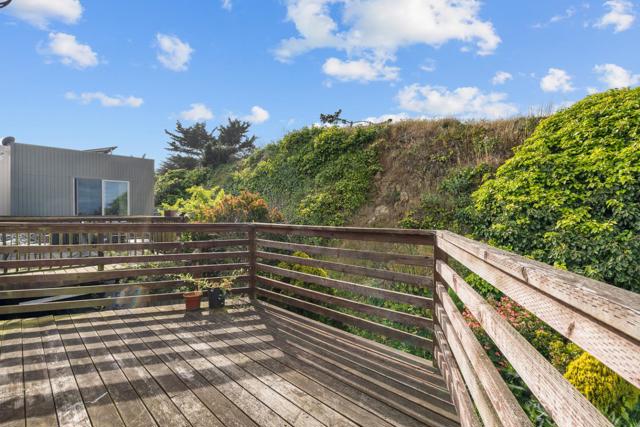 959 Avalon Avenue, San Francisco CA: https://media.crmls.org/mediaz/ce2b2e7f-f16f-4c4b-bcd6-c5f85b246ef2.jpg