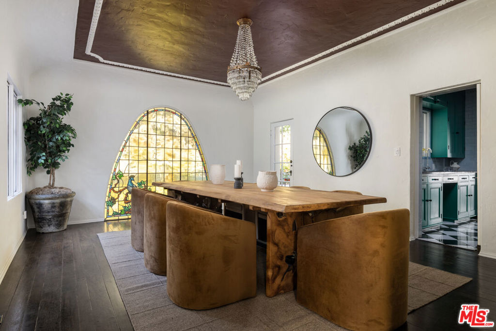 MLS #25500425 image #9