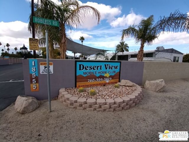 18555 Roberts Road, Desert Hot Springs CA: https://media.crmls.org/mediaz/ce2d0ce7-f02d-4581-93a6-6cc717ed0627.jpg