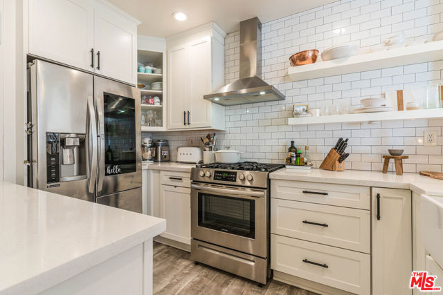 Drew Fenton | 520 S Barrington Avenue Los Angeles CA | MLS: 7436055