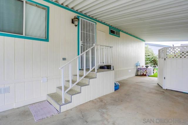 1010 E Bobier Dr, Vista, California 92084, 2 Bedrooms Bedrooms, ,2 BathroomsBathrooms,Residential,For Sale,E Bobier Dr,250016985SD