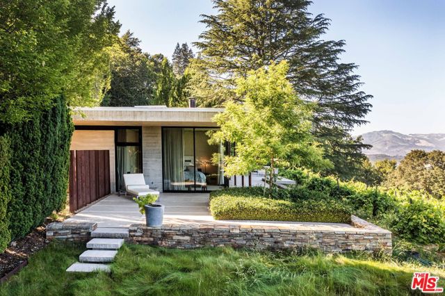 7596 Sonoma Mountain Road,  CA: https://media.crmls.org/mediaz/ce2e5c3a-58dc-4070-97a7-66ee328ac8fd.jpg