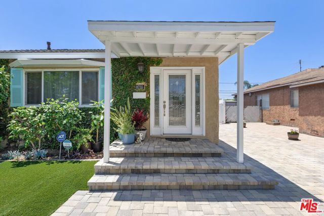 8755 Sparton Avenue, Los Angeles, California 91331, 4 Bedrooms Bedrooms, ,3 BathroomsBathrooms,Single Family Residence,For Sale,Sparton,24413907