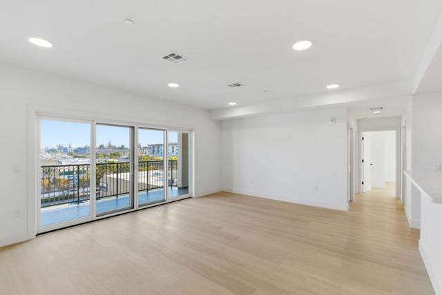 560 El Camino Real, San Carlos CA: https://media.crmls.org/mediaz/ce30d86a-ffb6-477c-82cd-7b8897943d46.jpg