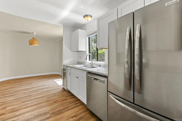 Detail Gallery Image 11 of 46 For 2308 Altisma Way #123,  Carlsbad,  CA 92009 - 2 Beds | 2 Baths