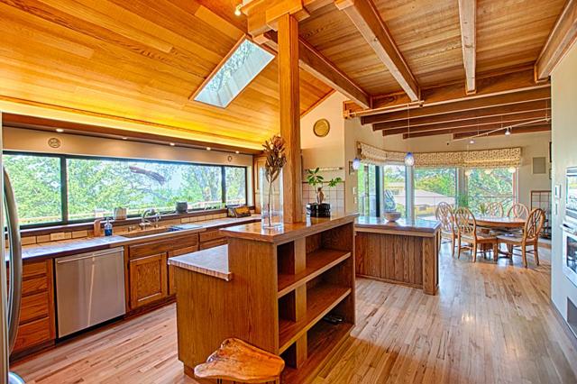 18467 Las Cumbres Road, Los Gatos CA: https://media.crmls.org/mediaz/ce31cccb-ce61-4225-82e9-ba2c45e2b923.jpg
