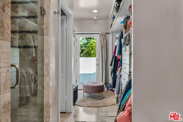 10321 Rochester Avenue, Los Angeles CA: https://media.crmls.org/mediaz/ce332dc3-8b82-419b-9ad8-9c352348c46e.jpg