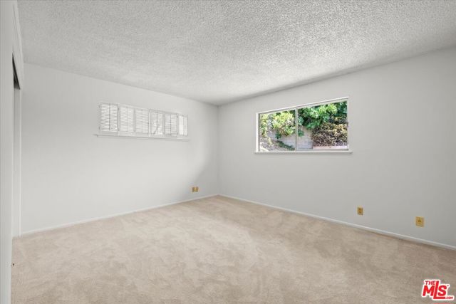 820 N 16th Street, Montebello CA: https://media.crmls.org/mediaz/ce34bdc9-fcde-43f4-a8a1-5aa96d68c257.jpg