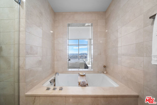 900 West Olympic Boulevard, 28E photo 28