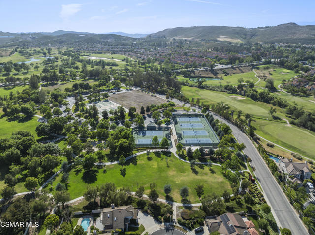 287 Golden Fern Court, Simi Valley CA: https://media.crmls.org/mediaz/ce358110-d189-4259-9499-9cd00abcf382.jpg