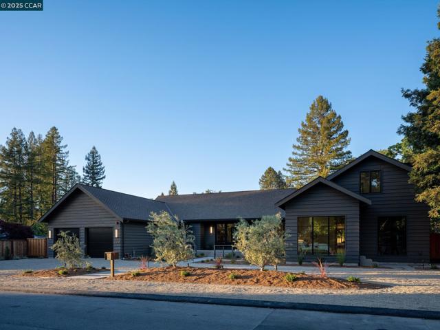 3364 Las Huertas Rd, Lafayette CA: https://media.crmls.org/mediaz/ce358a72-026d-4c76-acd0-147fa790d1eb.jpg