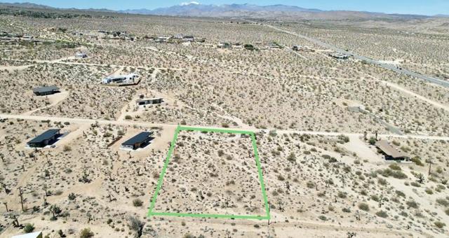 6655 Saddleback Road, Joshua Tree CA: https://media.crmls.org/mediaz/ce379271-82c9-46b5-82dd-97febb5b6c3d.jpg