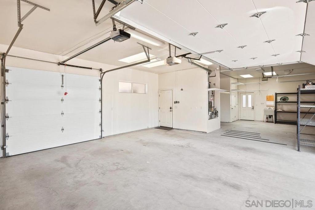 MLS #250033153SD img 38