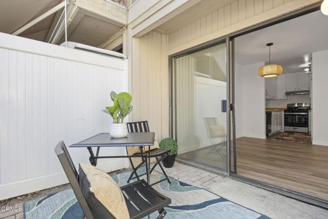 Detail Gallery Image 12 of 34 For 1466 San Simeon Ct #4,  Ventura,  CA 93003 - 2 Beds | 1/1 Baths