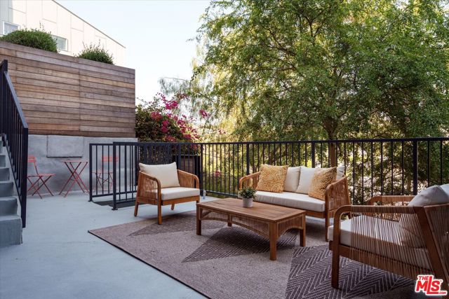 2162 Lyric Avenue, Los Angeles CA: https://media.crmls.org/mediaz/ce38aaf5-1c69-4bab-8ddf-a88084cba4ef.jpg