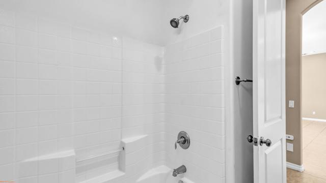 Image 27 of 39 For 12454 Via Loreto