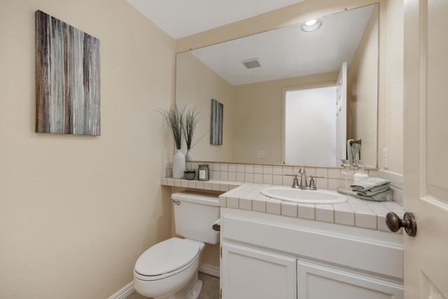 Detail Gallery Image 14 of 51 For 4353 Nobel Dr #65,  San Diego,  CA 92122 - 2 Beds | 2/1 Baths