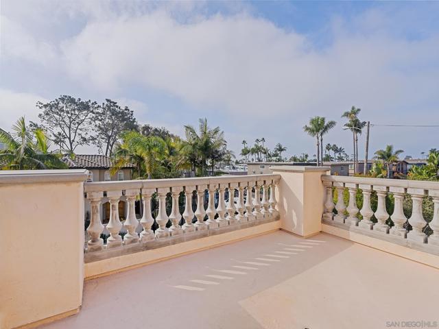 2265 Manchester Ave (and 2265A), Cardiff by the Sea CA: https://media.crmls.org/mediaz/ce3c2038-f754-4a5e-a3f1-1654bc1b3a9e.jpg