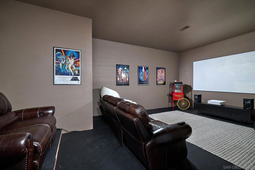 MLS #250032591SD image #11