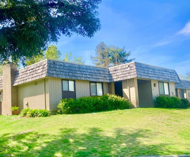 23799 Monterey-Salinas Highway, Salinas CA: https://media.crmls.org/mediaz/ce3d6064-d9e9-4a91-8b7c-6dc00f982a7d.jpg