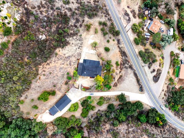 13764 Jamul DR, Jamul CA: https://media.crmls.org/mediaz/ce3d852e-6737-4abc-836d-e7ae0224b8e8.jpg